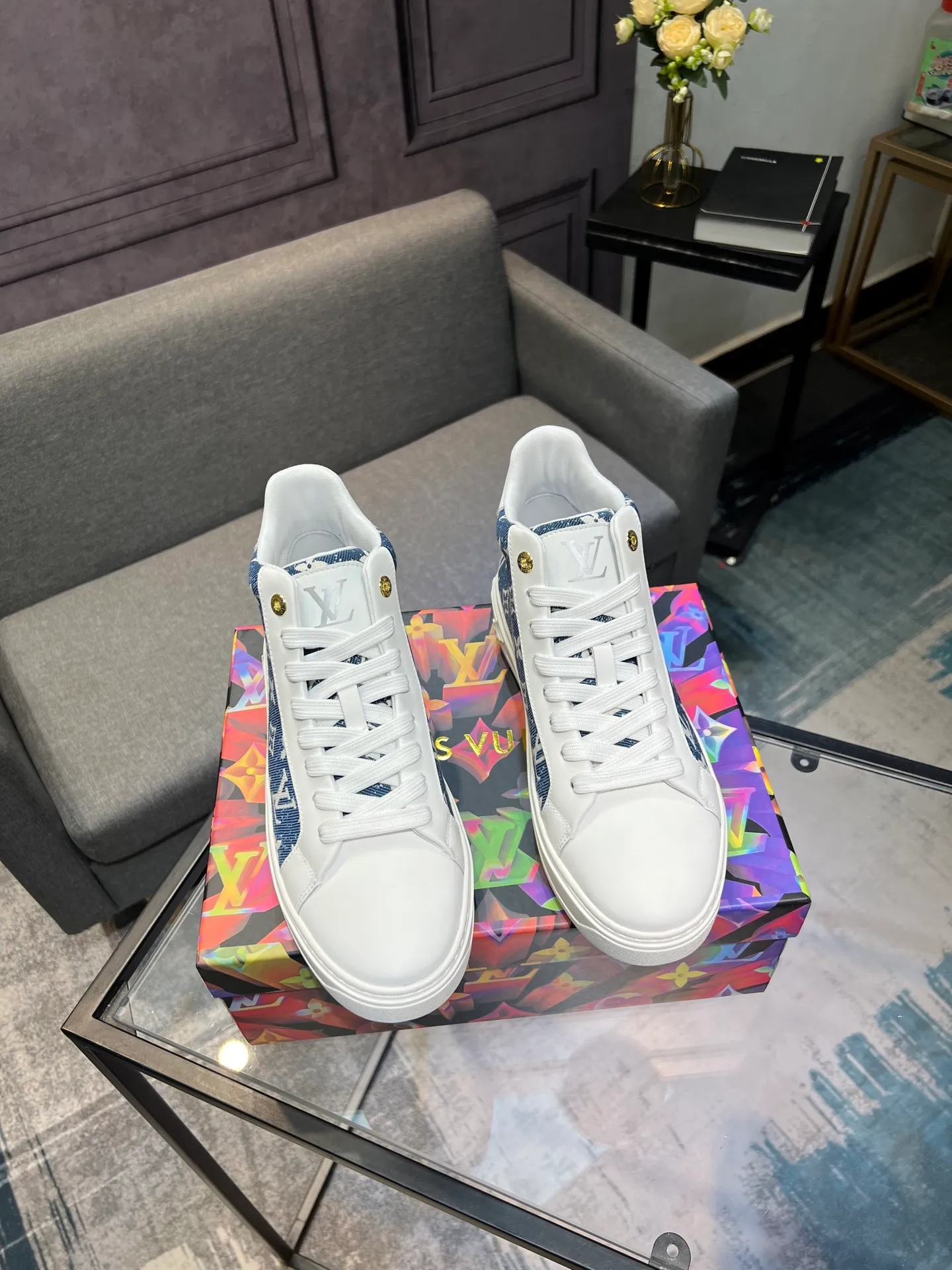 Men's shoes 💰560 LV Louis Vuitton. The latest fashionable casual shoes are popular in physical stores. New spring and summer comfortable imported cowhide, cowhide mesh, unique jacquard fabric element design. With sheepskin lining, Lv original base, [sun][sun] high-end packaging and high quality💪Details determine quality, welcome to compare🇮🇹Code number 38-44, 45 can be customized